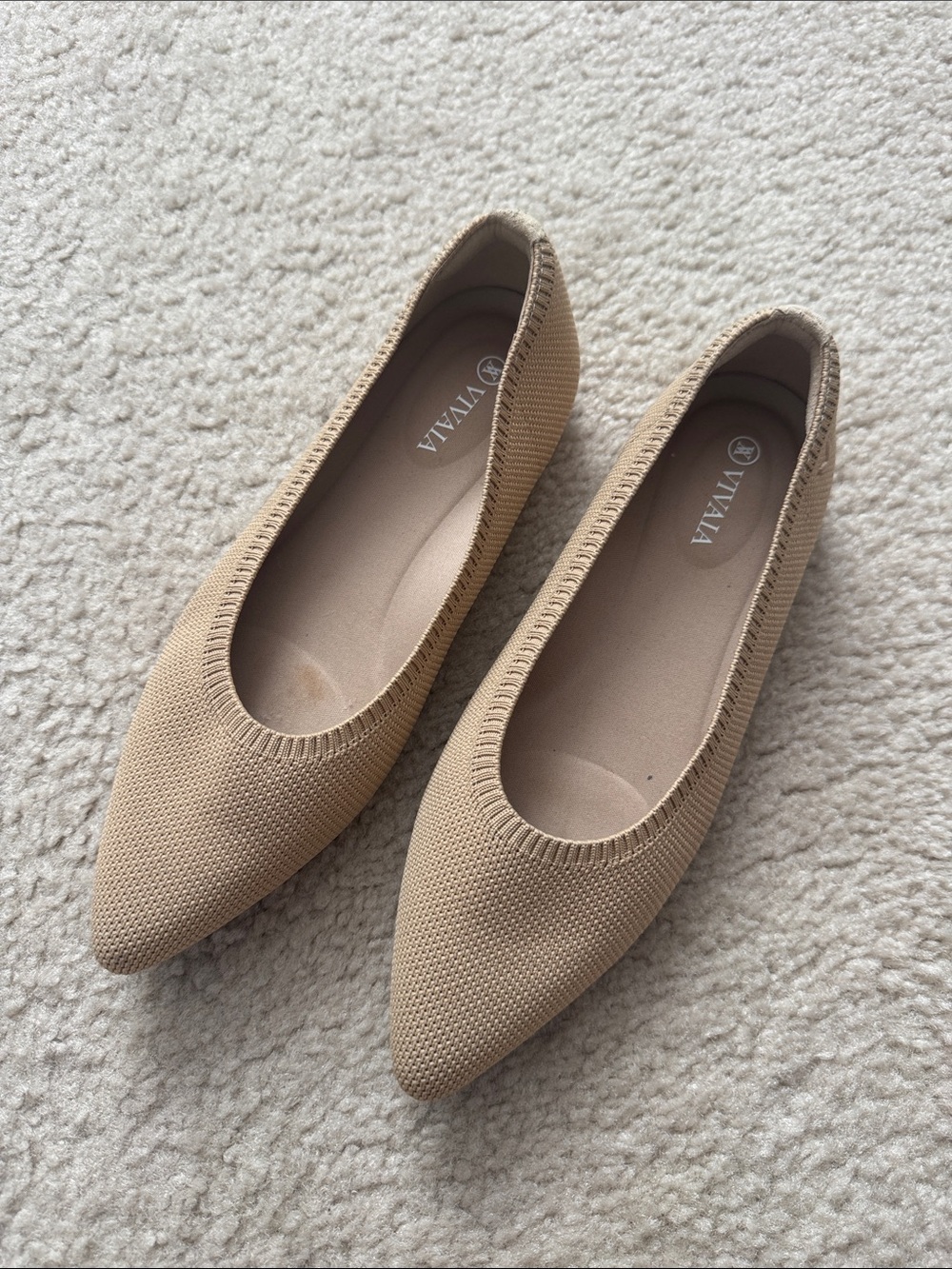 VIVAIA Women's Tan Knit Pointed-Toe Flats - Size 37.5